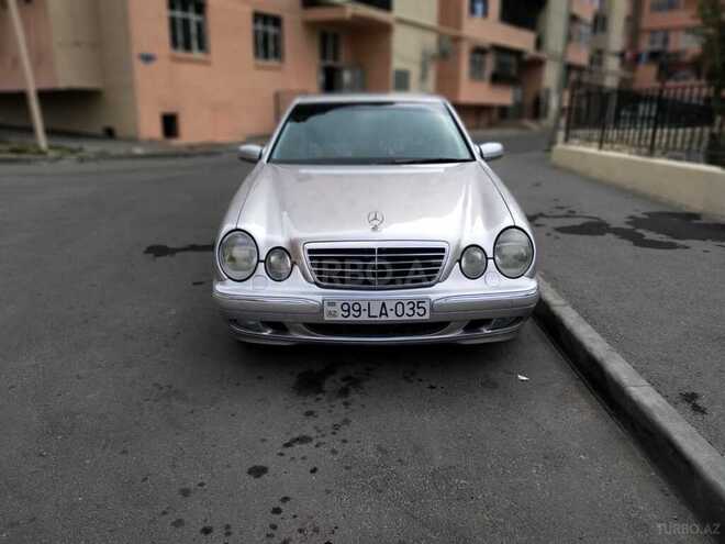 Mercedes E 220 2001, 325,000 km - 2.2 l - Bakı