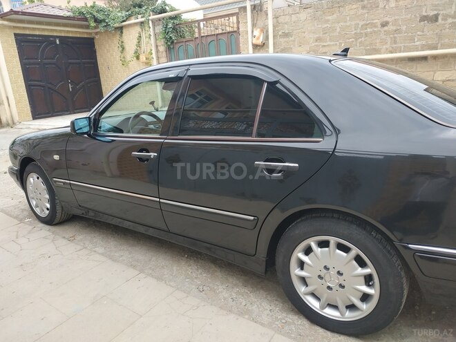 Mercedes E 200 1998, 401,000 km - 2.0 l - Bakı