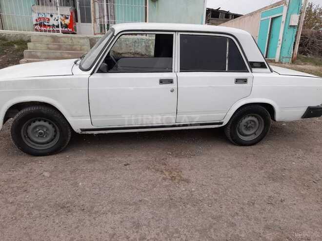 LADA (VAZ) 2107 1990, 275,000 km - 1.5 l - Qazax
