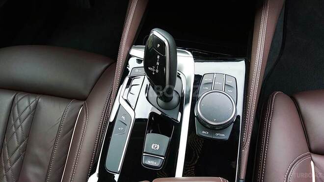 BMW 530 2018, 10,000 km - 2.0 l - Bakı