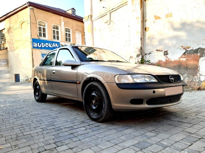 Opel Vectra 1996, 405,000 km - 1.8 л - Şəki