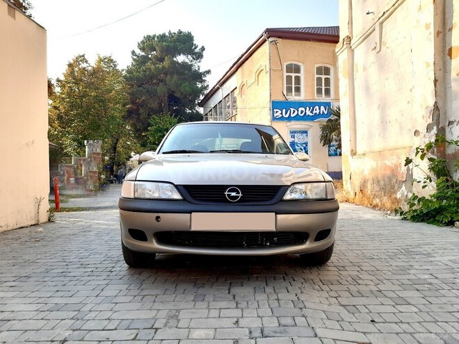 Opel Vectra 1996, 405,000 km - 1.8 л - Şəki