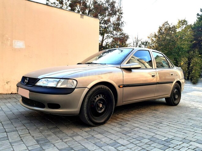 Opel Vectra 1996, 405,000 km - 1.8 л - Şəki