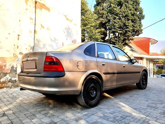 Opel Vectra 1996, 405,000 km - 1.8 л - Şəki