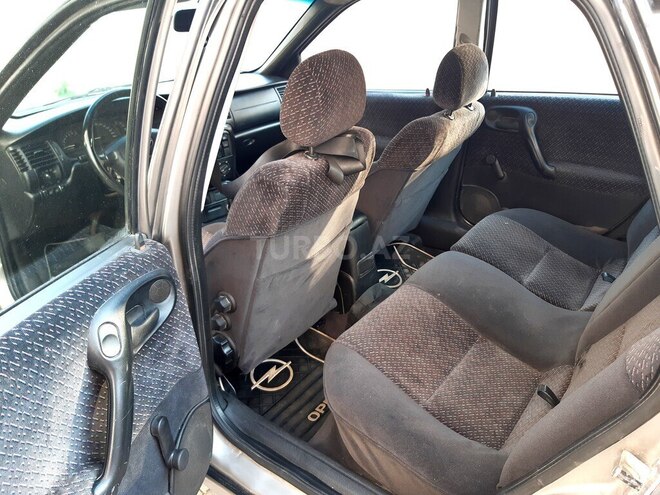 Opel Vectra 1996, 405,000 km - 1.8 л - Şəki