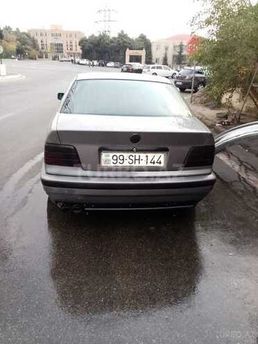 BMW 318 1992, 255,144 km - 1.8 l - Bakı