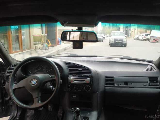 BMW 318 1992, 255,144 km - 1.8 l - Bakı