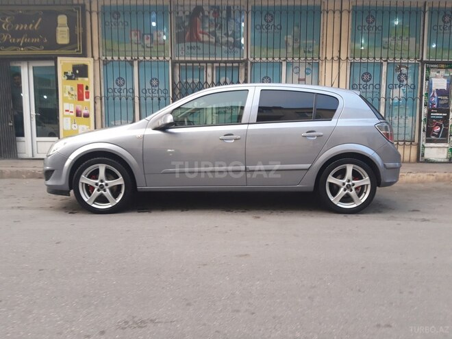 Opel Astra 2009, 248,000 km - 1.3 л - Bakı