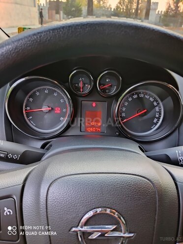Opel Astra 2011, 106,000 km - 1.4 l - İsmayıllı