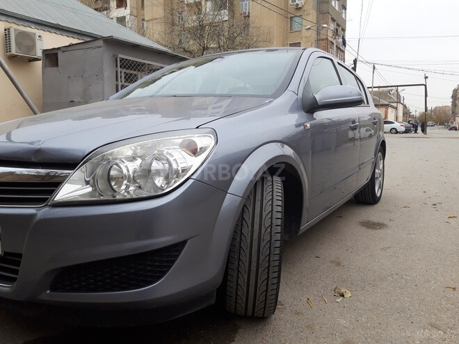 Opel Astra 2009, 248,000 km - 1.3 л - Bakı