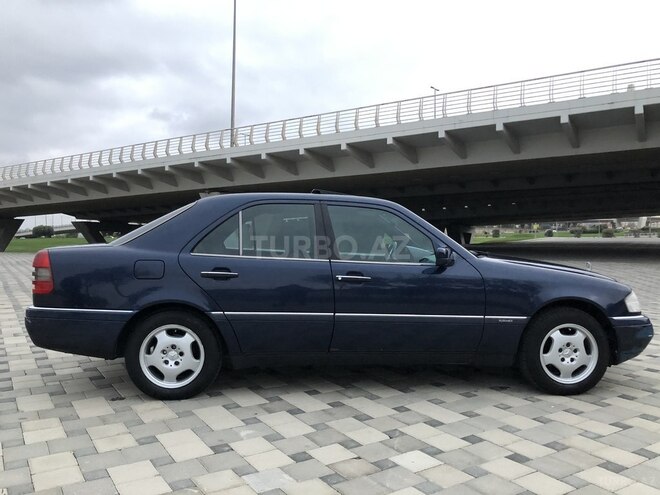 Mercedes C 180 1995, 260,000 km - 1.8 l - Bakı