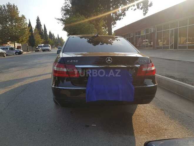 Mercedes E 220 2011, 270,000 km - 2.2 l - Gəncə