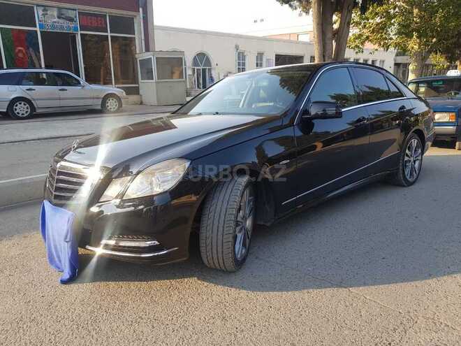 Mercedes E 220 2011, 270,000 km - 2.2 l - Gəncə