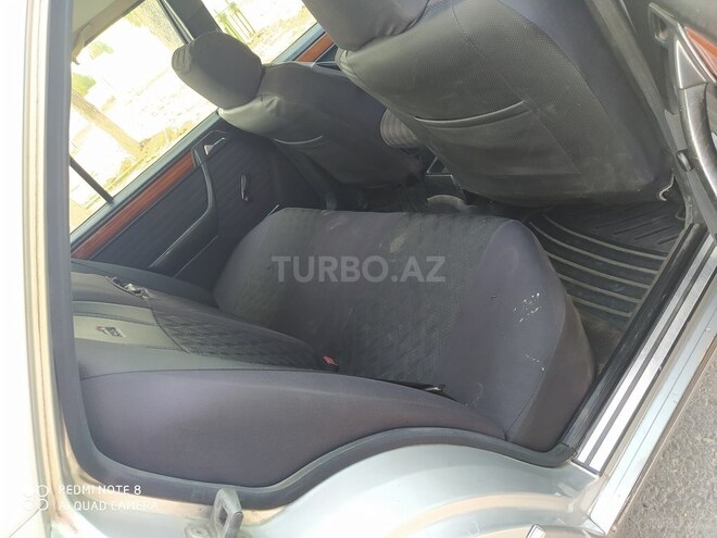 Mercedes E 220 1993, 234,568 km - 2.2 l - Sumqayıt