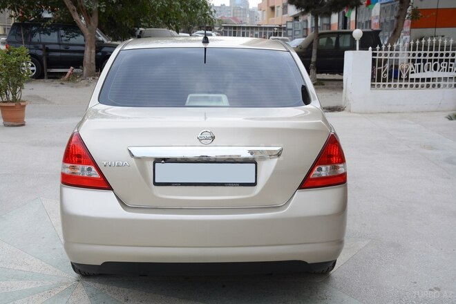 Nissan Tiida 2008, 146,000 km - 1.6 л - Bakı