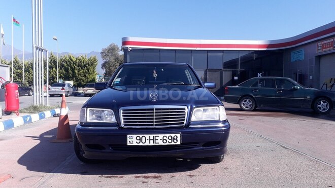 Mercedes C 180 1999, 266,000 km - 1.8 l - Qəbələ