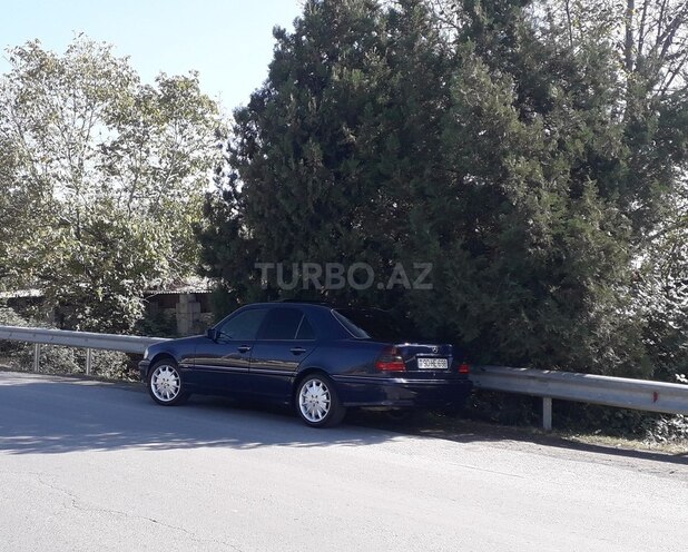 Mercedes C 180 1999, 266,000 km - 1.8 l - Qəbələ