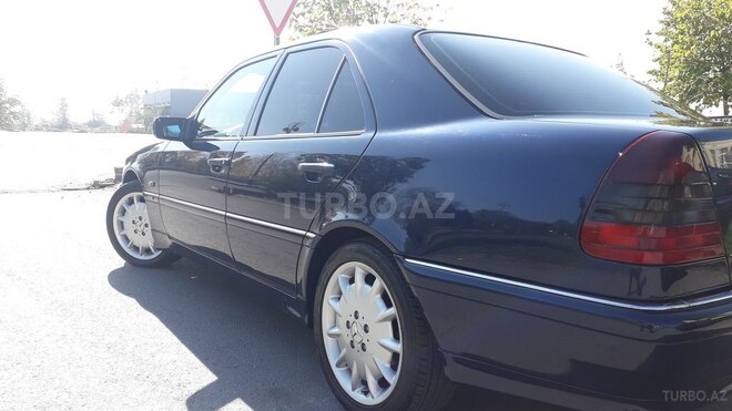 Mercedes C 180 1999, 266,000 km - 1.8 l - Qəbələ