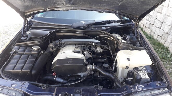 Mercedes C 180 1999, 266,000 km - 1.8 l - Qəbələ