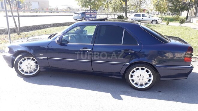 Mercedes C 180 1999, 266,000 km - 1.8 l - Qəbələ