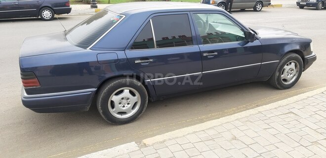 Mercedes E 200 1995, 472,000 km - 2.0 l - Bakı