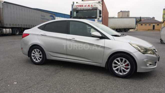 Hyundai Solaris 2014, 138,000 km - 1.4 l - Bakı