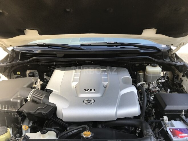 Toyota Land Cruiser 2009, 240,000 km - 4.7 l - Bakı