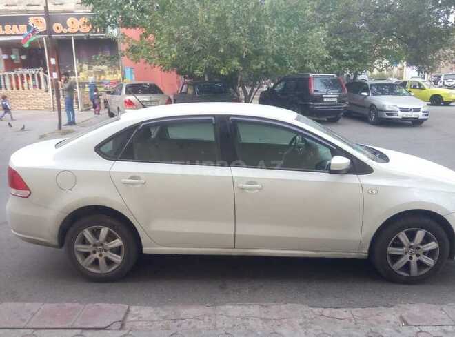 Volkswagen Polo 2014, 292,000 km - 1.6 l - Bakı