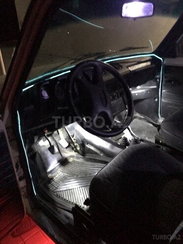 LADA (VAZ) Niva 1986, 96,000 km - 1.6 l - Salyan