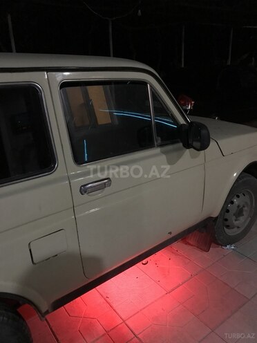 LADA (VAZ) Niva 1986, 96,000 km - 1.6 l - Salyan