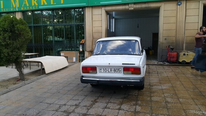LADA (VAZ) 2107 2003, 180,000 km - 1.6 л - Bakı