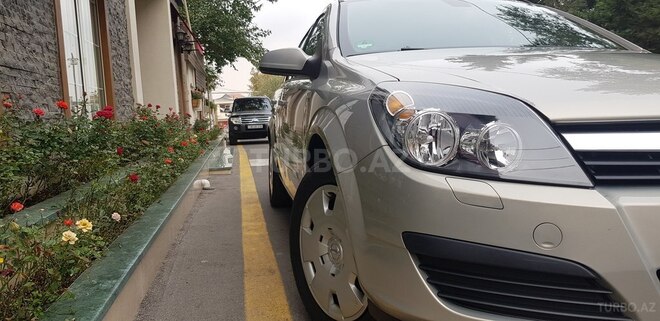 Opel Astra 2006, 145,500 km - 1.4 l - Bakı