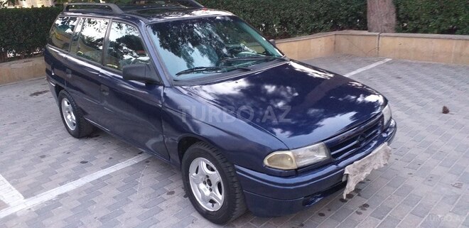 Opel Astra 1994, 276,000 km - 1.6 л - Bakı
