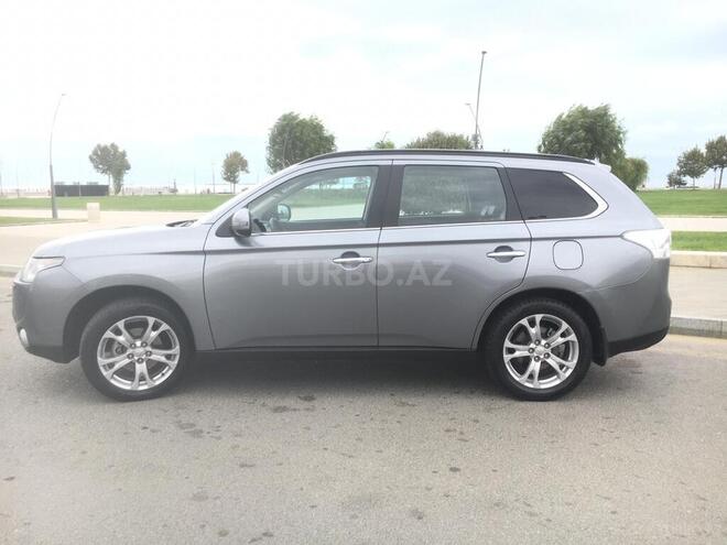 Mitsubishi Outlander 2014, 180,000 km - 3.0 l - Bakı