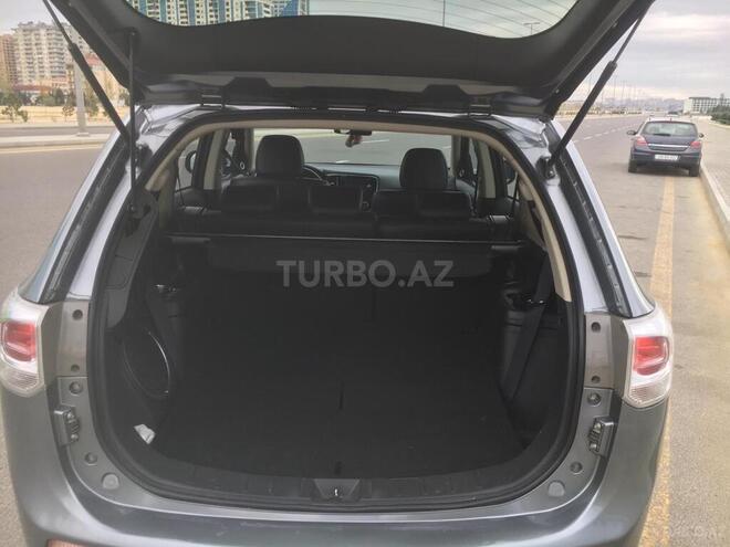 Mitsubishi Outlander 2014, 180,000 km - 3.0 l - Bakı