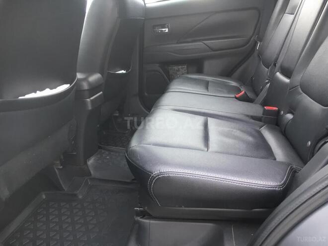 Mitsubishi Outlander 2014, 180,000 km - 3.0 l - Bakı