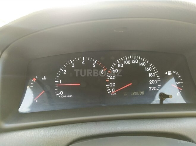 Toyota Corolla 2006, 196,000 km - 1.4 l - Bakı