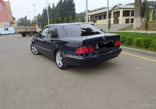 Mercedes E 220 2000, 312,000 km - 2.2 l - Masallı