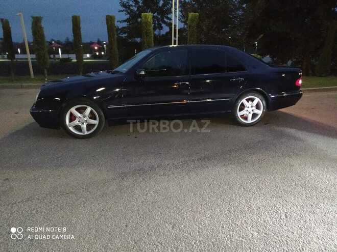 Mercedes E 220 2000, 312,000 km - 2.2 l - Masallı