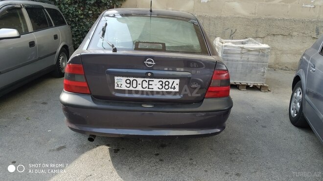 Opel Vectra 1997, 300,000 km - 2.0 l - Bakı
