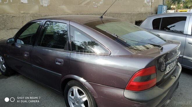 Opel Vectra 1997, 300,000 km - 2.0 l - Bakı