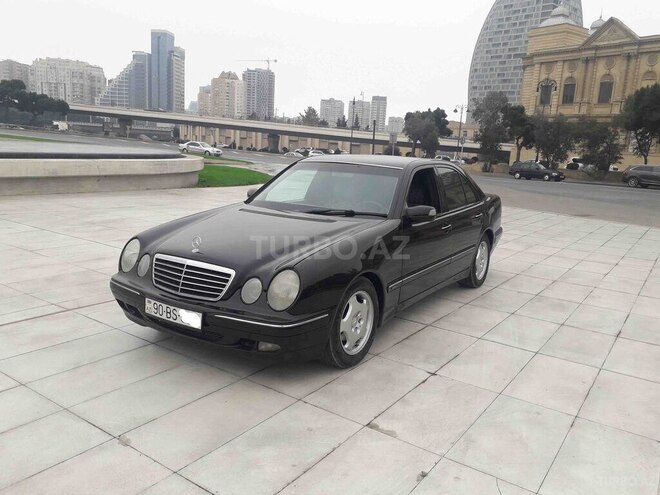 Mercedes E 240 2000, 297,000 km - 2.6 l - Bakı