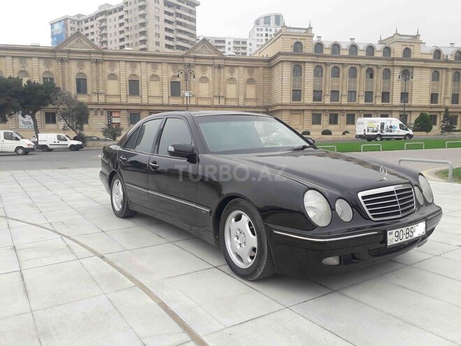 Mercedes E 240 2000, 297,000 km - 2.6 l - Bakı