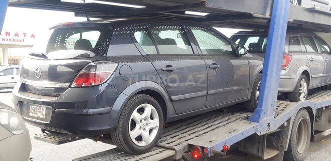 Opel Astra 2007, 209,000 km - 1.3 л - Bakı
