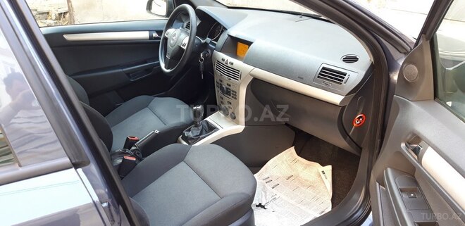 Opel Astra 2007, 209,000 km - 1.3 л - Bakı
