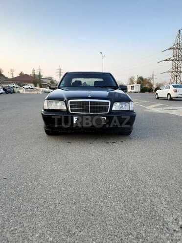 Mercedes C 220 2000, 466,600 km - 2.2 l - Bakı