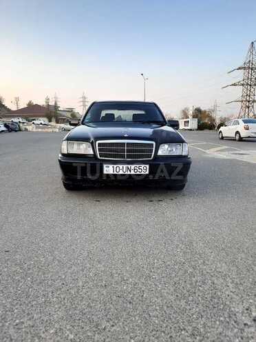 Mercedes C 220 2000, 466,600 km - 2.2 l - Bakı
