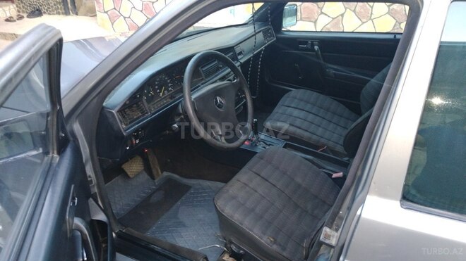 Mercedes 190 1992, 250,000 km - 1.8 l - Bakı