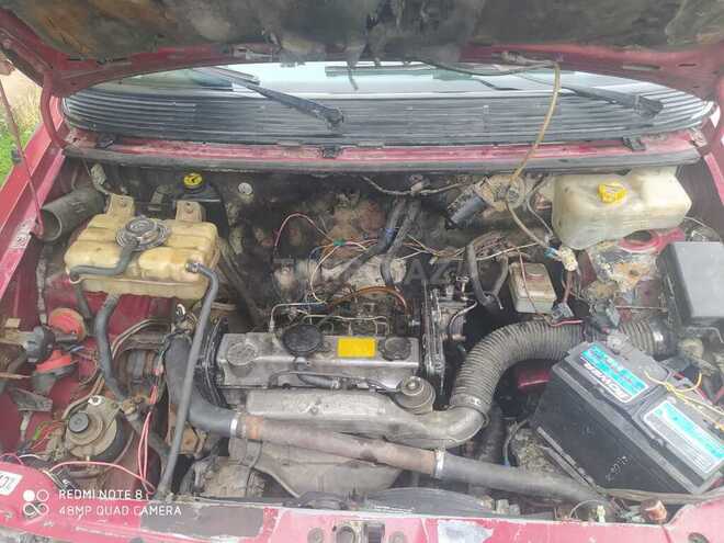 Chrysler  1995, 300,000 km - 2.0 l - Quba