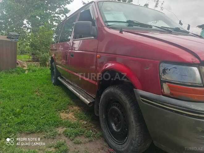 Chrysler  1995, 300,000 km - 2.0 l - Quba